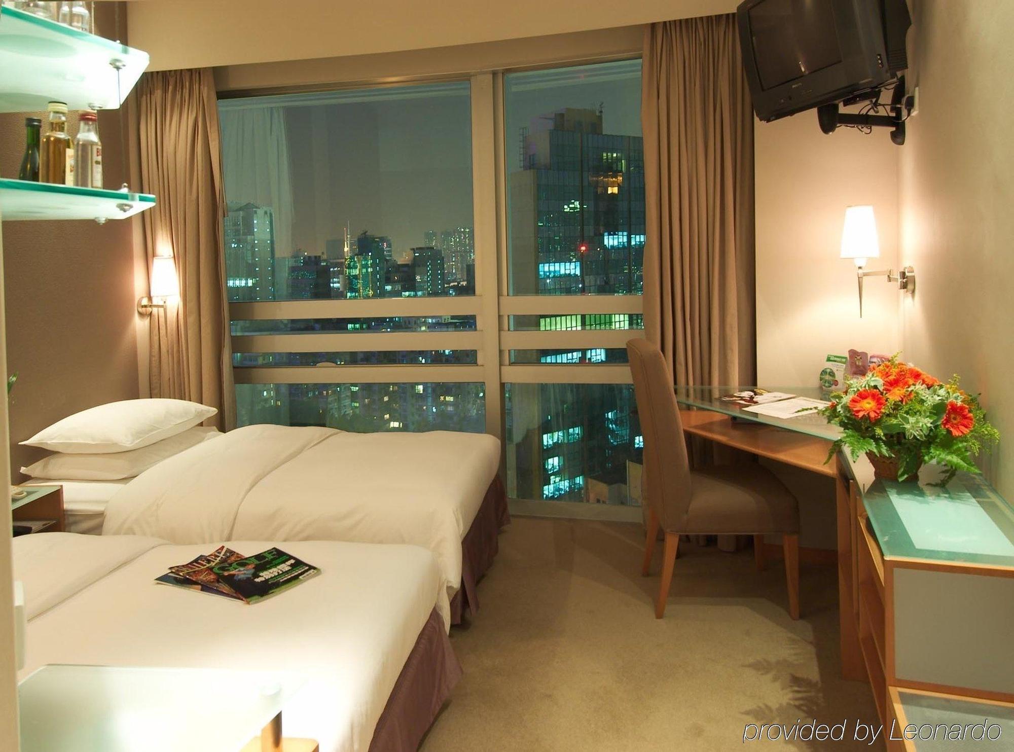 The Empire Hotel Kowloon - Tsim Sha Tsui Hong Kong Habitación foto