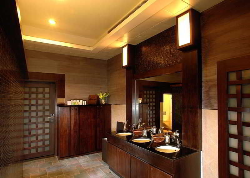 The Empire Hotel Kowloon - Tsim Sha Tsui Hong Kong Exterior foto
